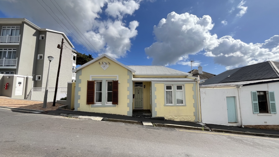 2 Bedroom Property for Sale in Seaforth Western Cape